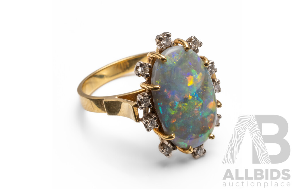 18ct Yellow Gold Opal & Diamonds Dress Ring - Size M