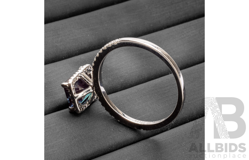 18ct White Gold Sapphire & Diamonds Engagement Ring - Size N