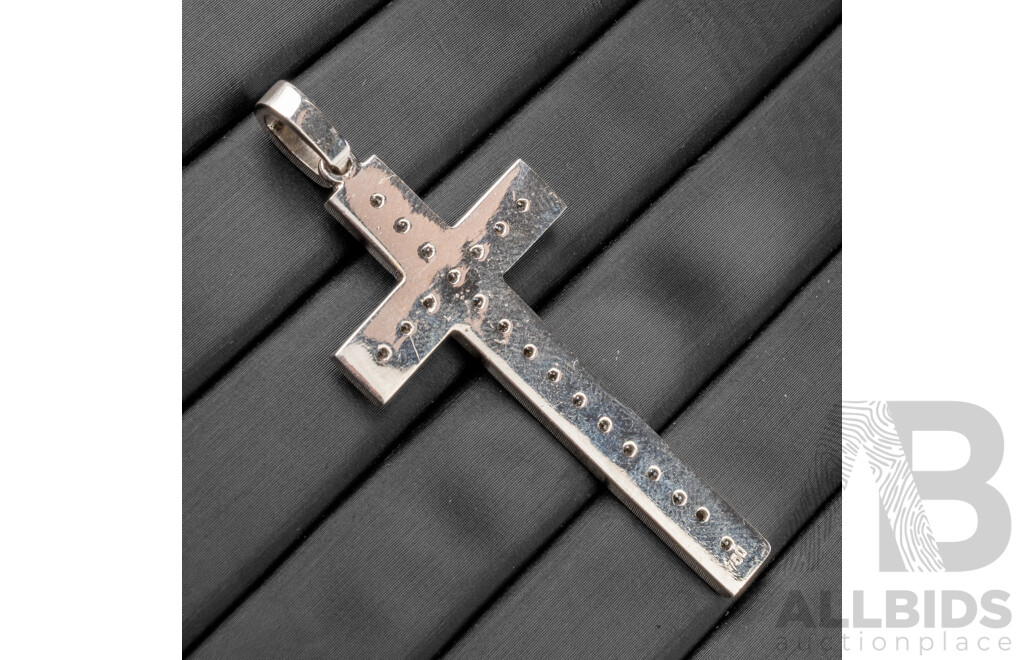 18ct White Gold & Diamond Cross - 11.86g