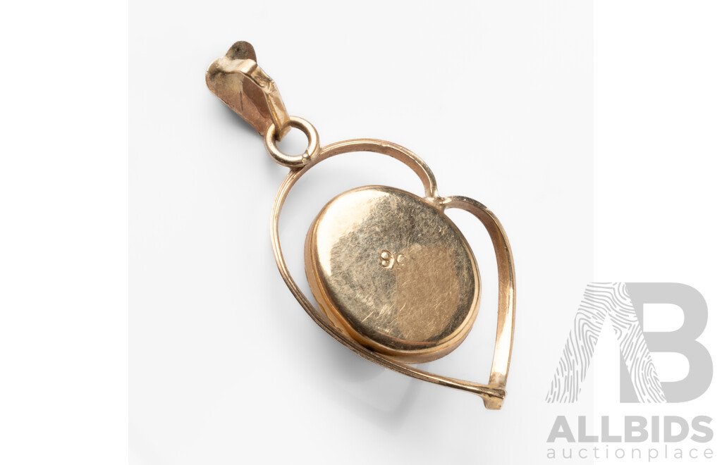 9ct Yellow Gold Pendant with Tigers Eye - 1.77gms