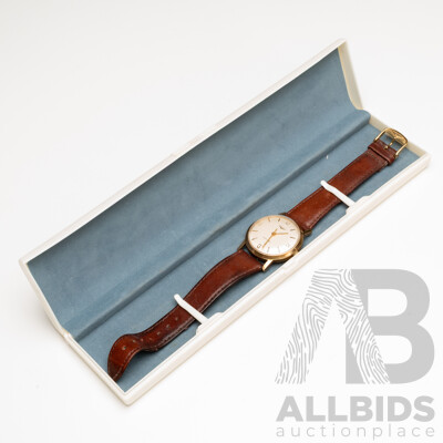 Vintage 9ct Yellow Gold Swiss Longines 290 Automatic Watch