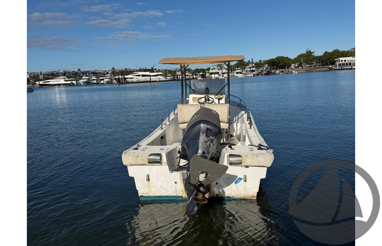 NO RESERVE - 2014 Panga 5.8m Center Console, 100hp Yamaha 4 Stroke