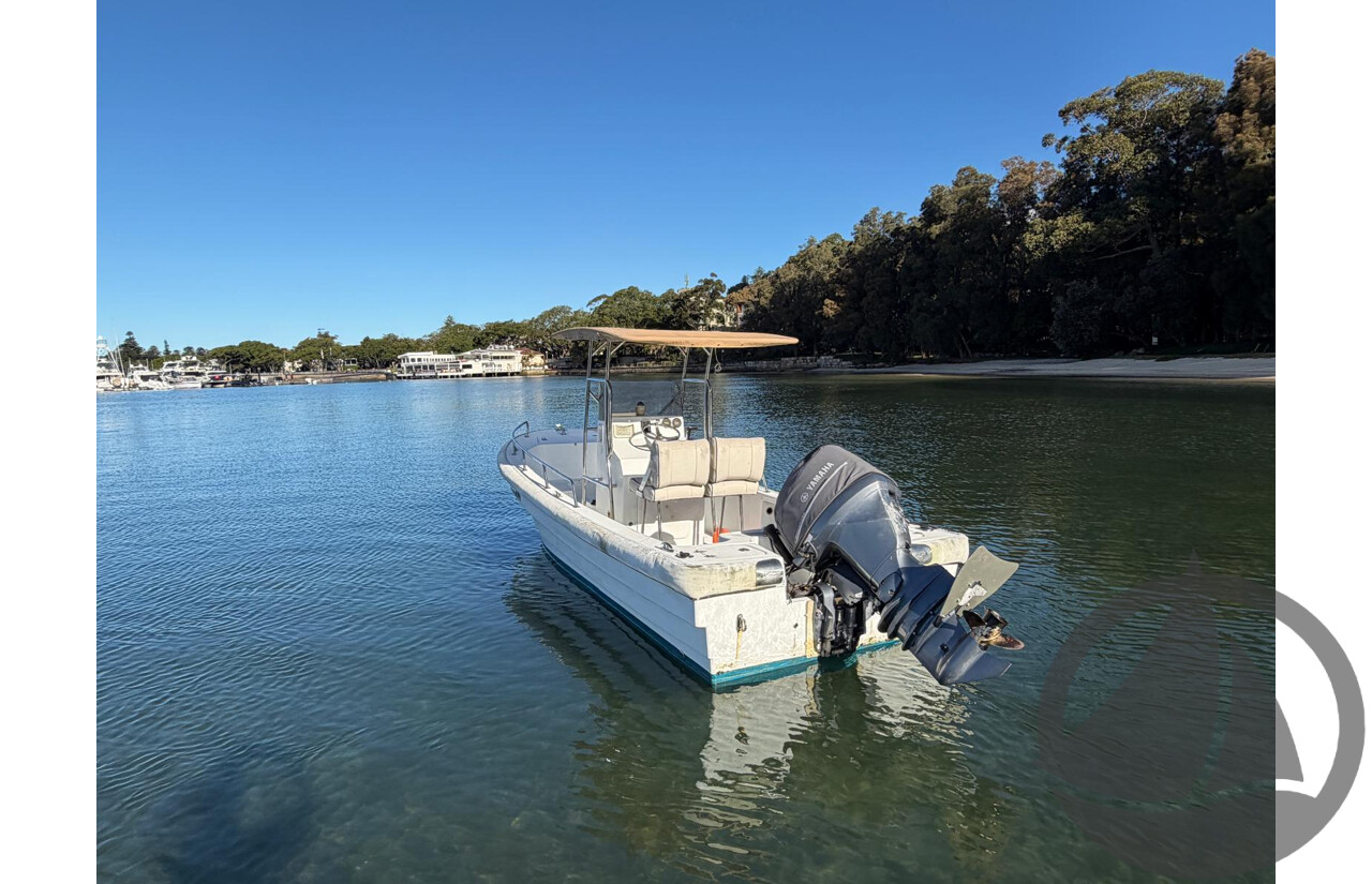 NO RESERVE - 2014 Panga 5.8m Center Console, 100hp Yamaha 4 Stroke