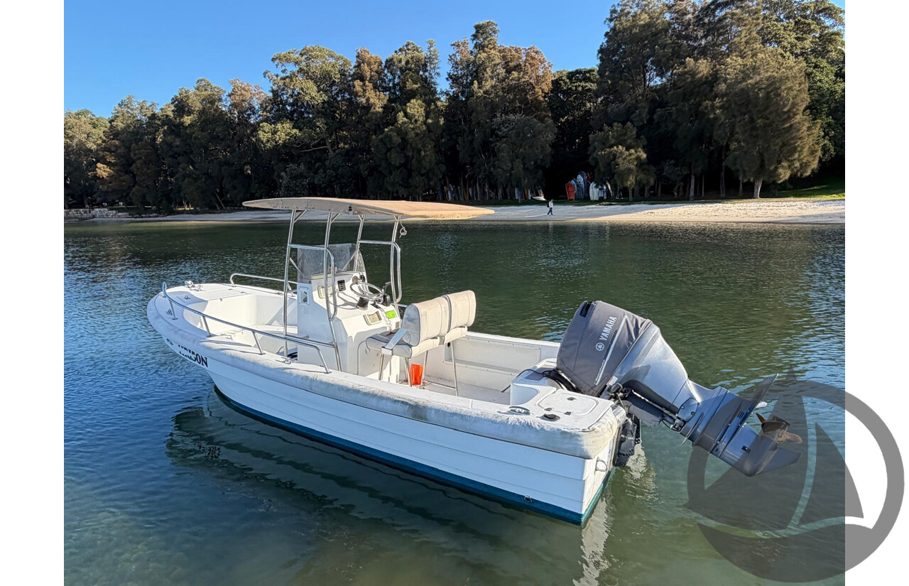 NO RESERVE - 2014 Panga 5.8m Center Console, 100hp Yamaha 4 Stroke
