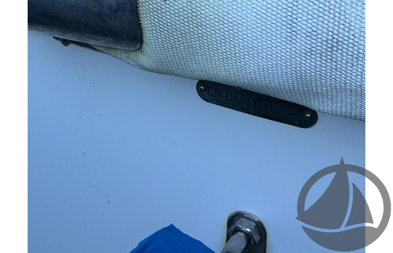 NO RESERVE - 2014 Panga 5.8m Center Console, 100hp Yamaha 4 Stroke
