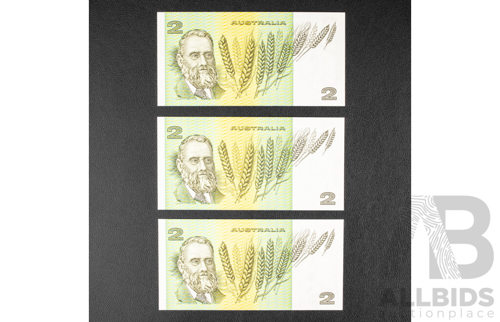 Three Australian 1979 Two Dollar Notes, Knight/ Stone, R87 Consecutive, JYR 113953 - JYR 113955