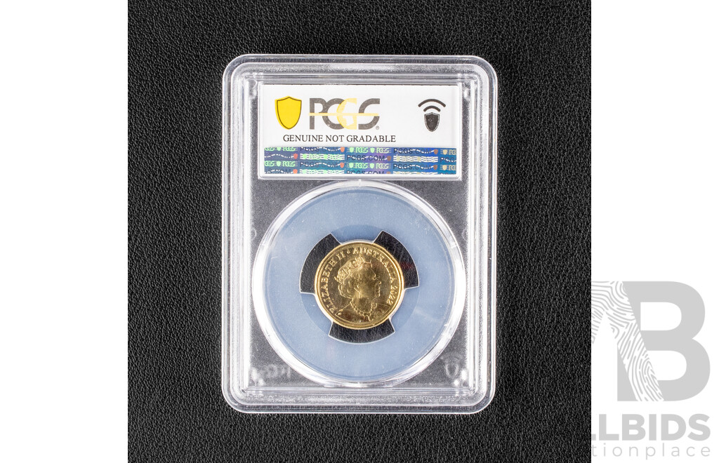 Australian 2022 Two Dollar Coin, Honey Bee PCGS graded UNC scratch.