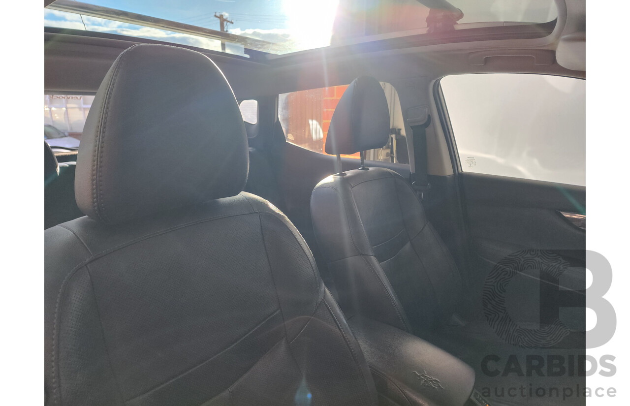 03/2016 Nissan Qashqai TI (4x2) J11 4d Wagon White 2.0L