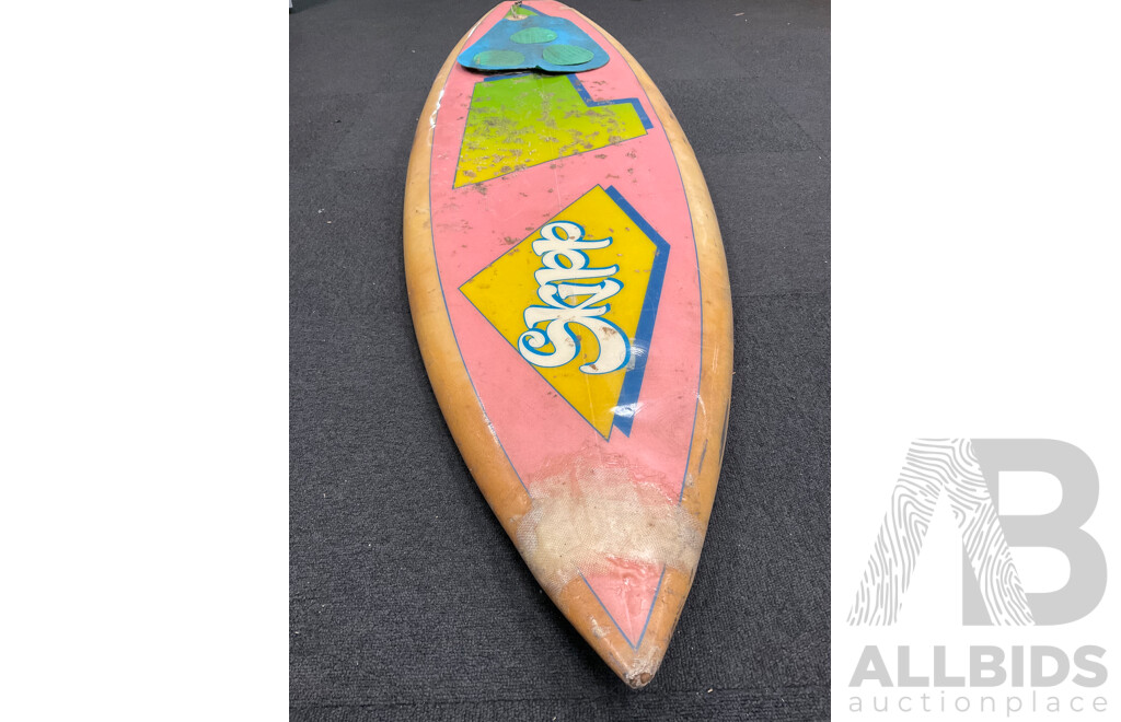 Vintage '80s SKIPP Surfboard
