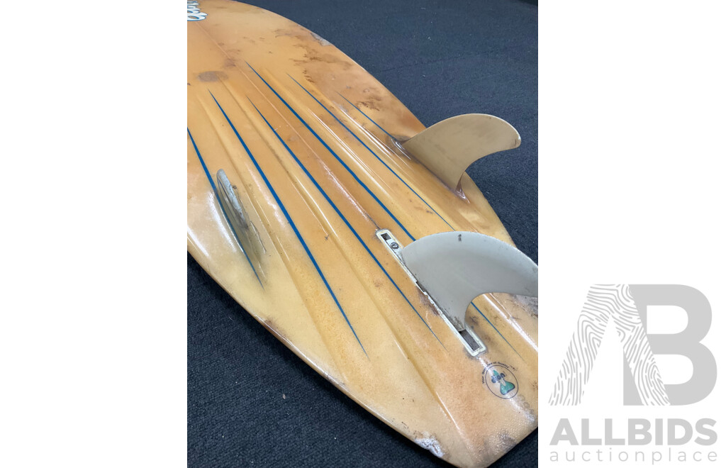 Vintage '80s SKIPP Surfboard  