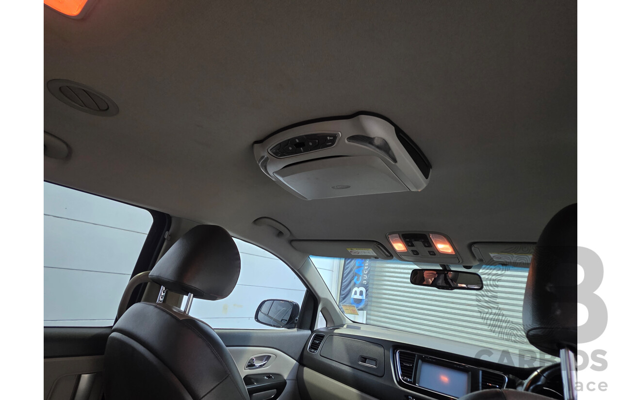 8/2015 Kia Carnival SLi YP MY16 4d Wagon Blue 3.3L