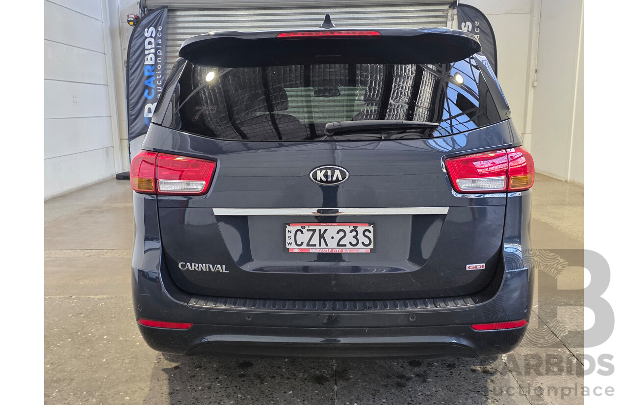 8/2015 Kia Carnival SLi YP MY16 4d Wagon Blue 3.3L