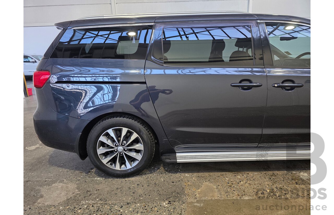 8/2015 Kia Carnival SLi YP MY16 4d Wagon Blue 3.3L