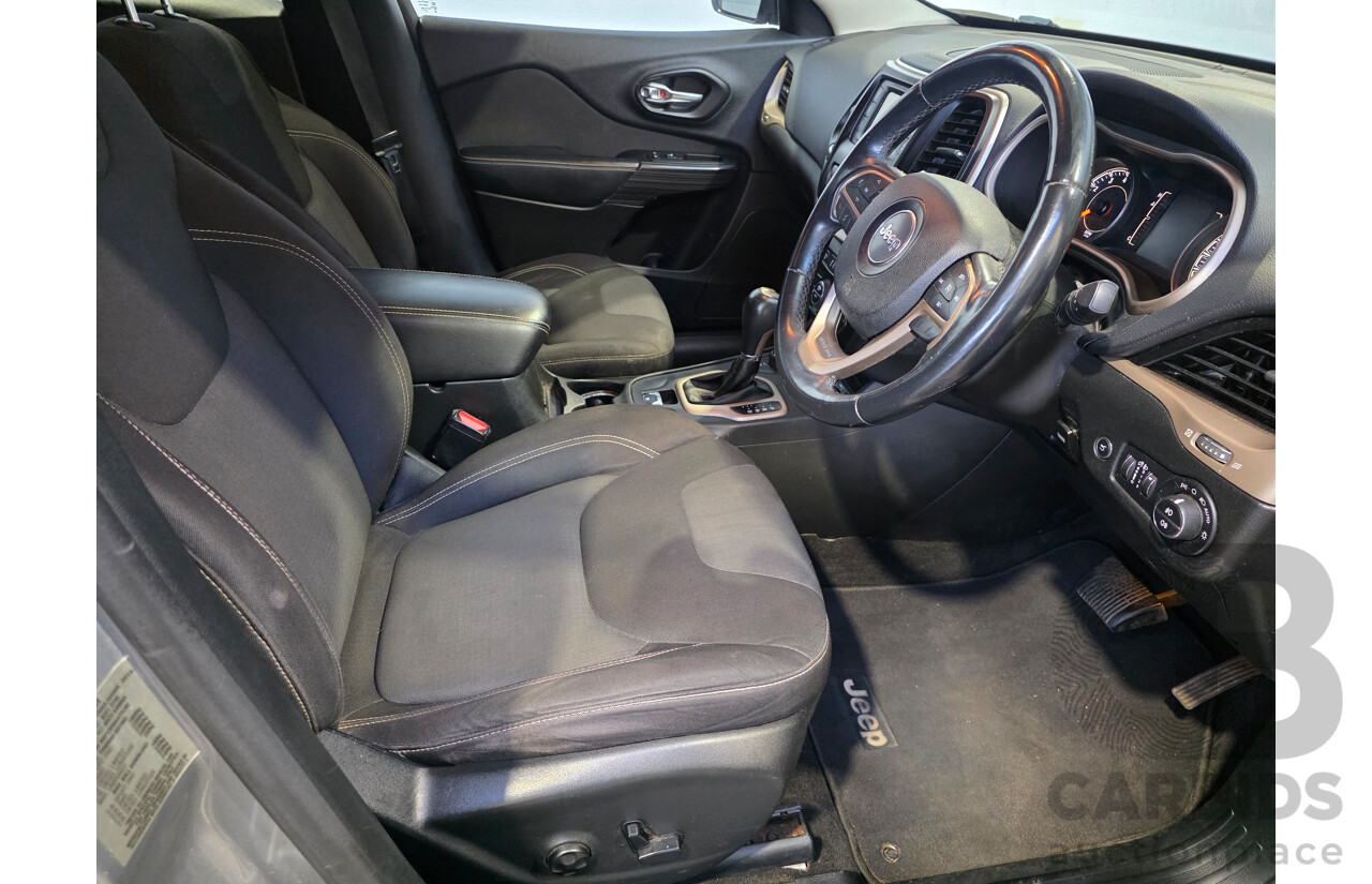 2/2015 Jeep Cherokee Longitude (4x4) KL MY15 4d Wagon Silver 3.2L