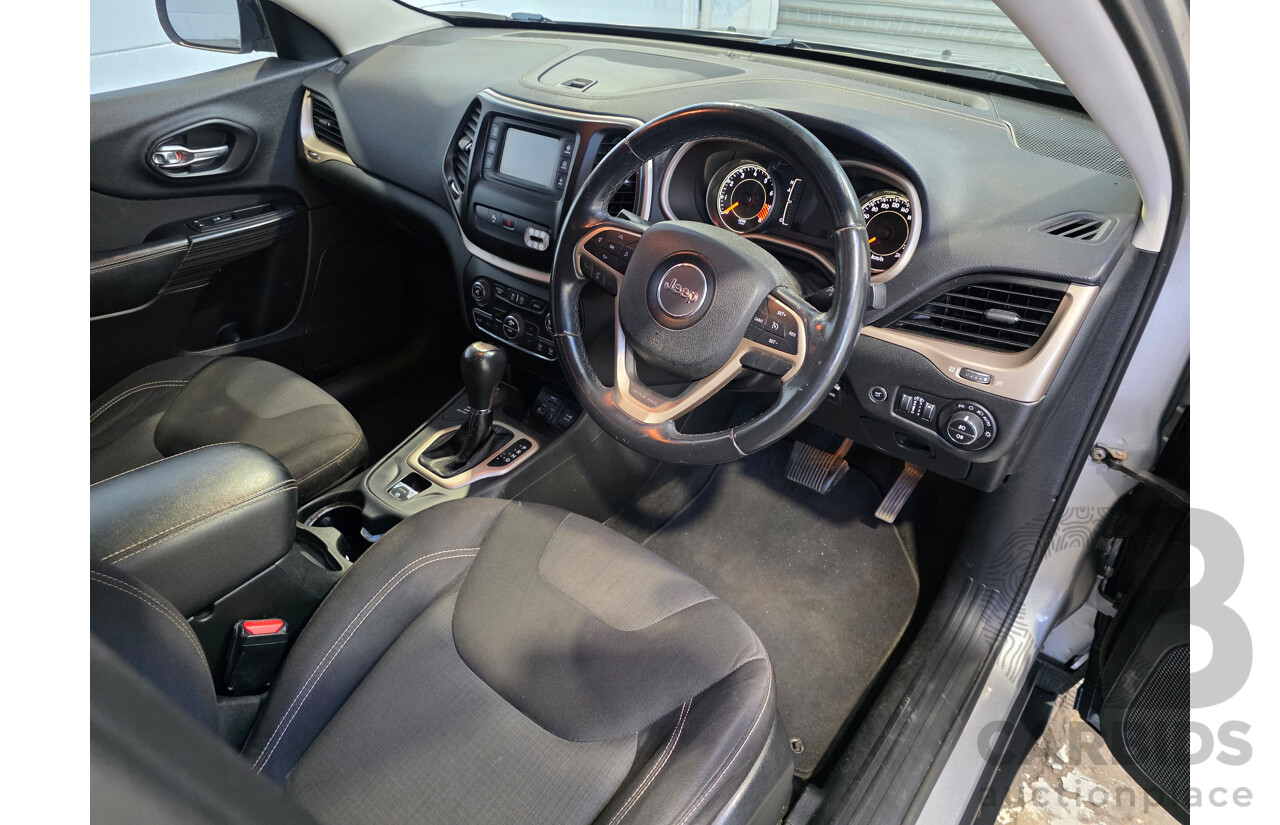 2/2015 Jeep Cherokee Longitude (4x4) KL MY15 4d Wagon Silver 3.2L