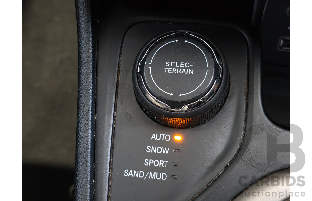 2/2015 Jeep Cherokee Longitude (4x4) KL MY15 4d Wagon Silver 3.2L