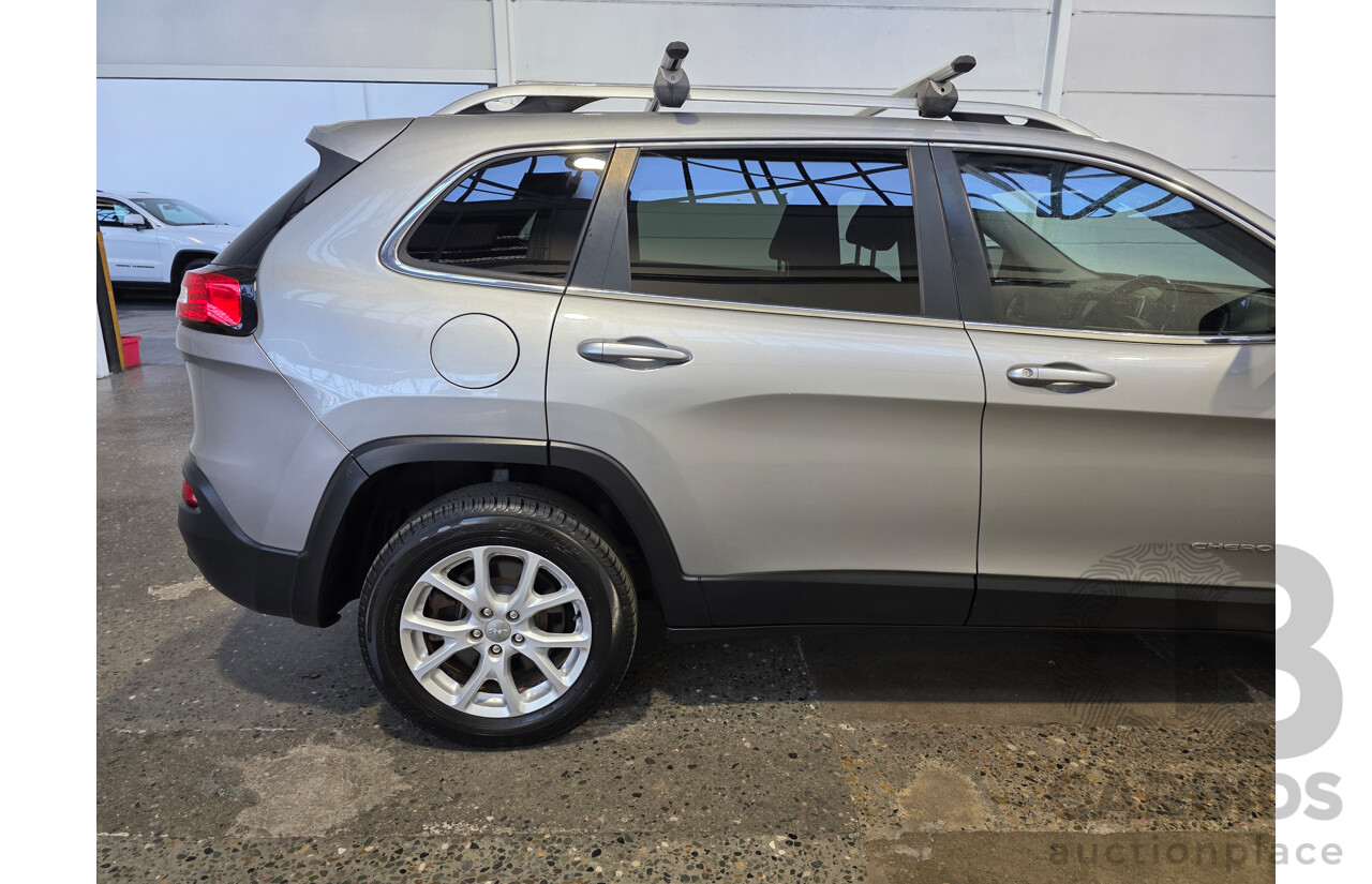 2/2015 Jeep Cherokee Longitude (4x4) KL MY15 4d Wagon Silver 3.2L