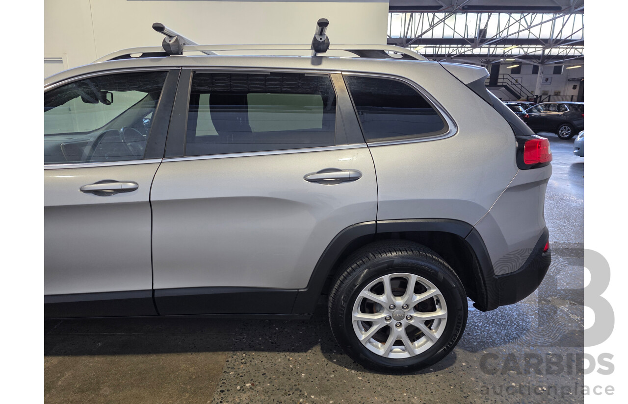 2/2015 Jeep Cherokee Longitude (4x4) KL MY15 4d Wagon Silver 3.2L