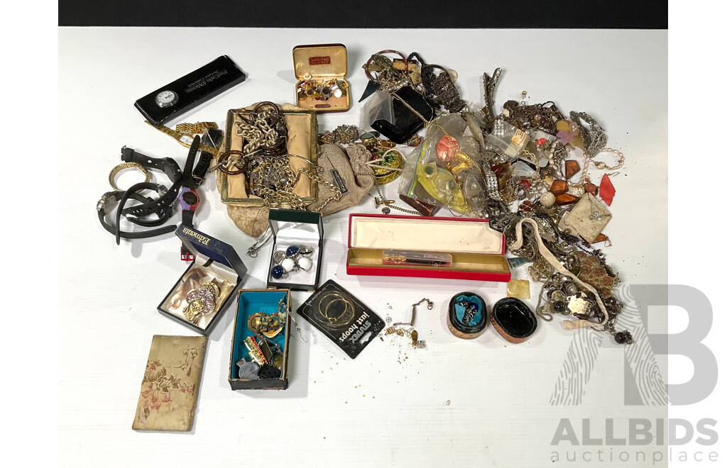 Large Collection of Jewellery Including Watches, Cufflinks, Necklaces, Brooches, Jewellery Boxes and More