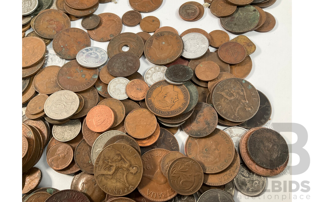 Collection of Australian and Great Britain Pennies, Assortment of International Coins - Approximately 1.7 Kilograms