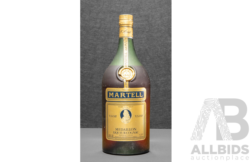 Vintage Martell V.S.O.P Medallion Liqueur Cognac