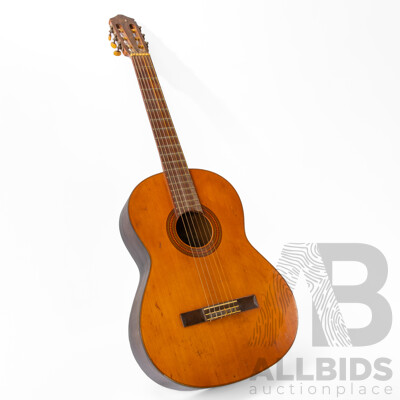 Vintage Yamaha G-50A Six String Acoustic Guitar
