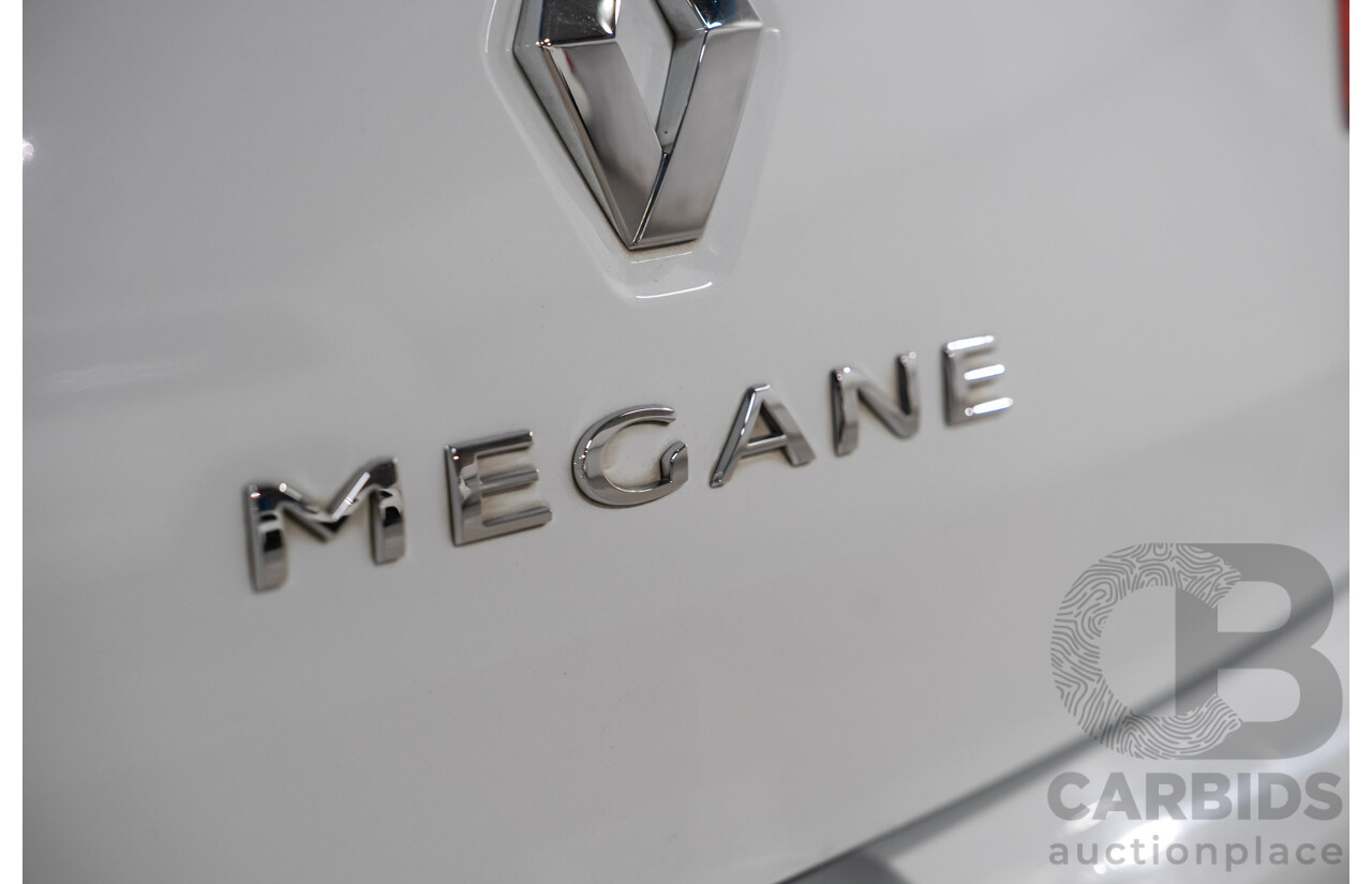 07/2013 Renault Megane Expression B95 5D Hatchback White 2.0L
