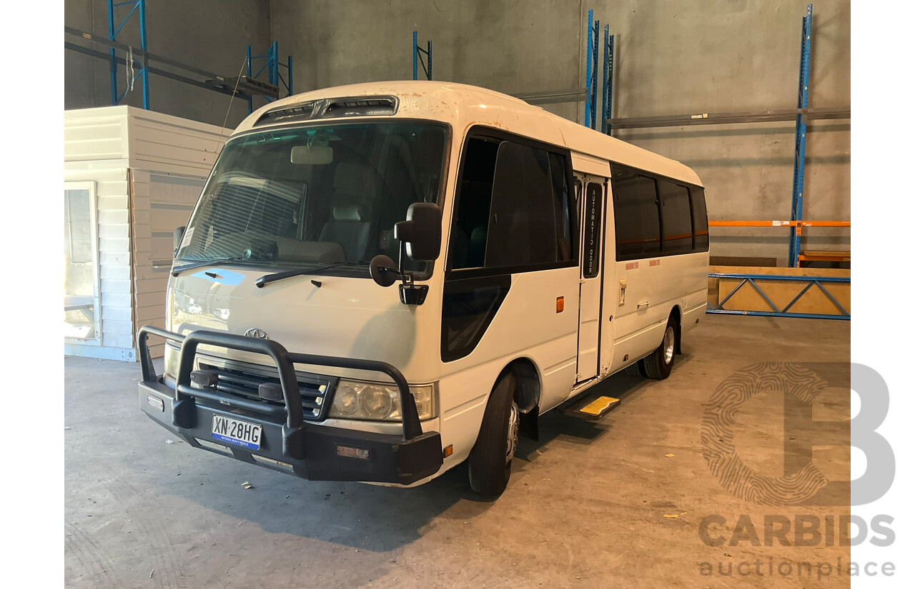 09/2008 Toyota Coaster Standard (LWB 4x2) XZB50R 07 Upgrade Bus White Turbo Diesel 4.0L - 21 Seater