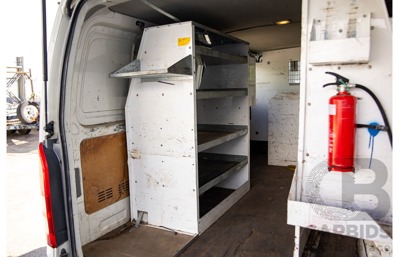 07/2009 Toyota Hiace LWB KDH201R MY07 4d Van White Turbo Diesel 3.0L