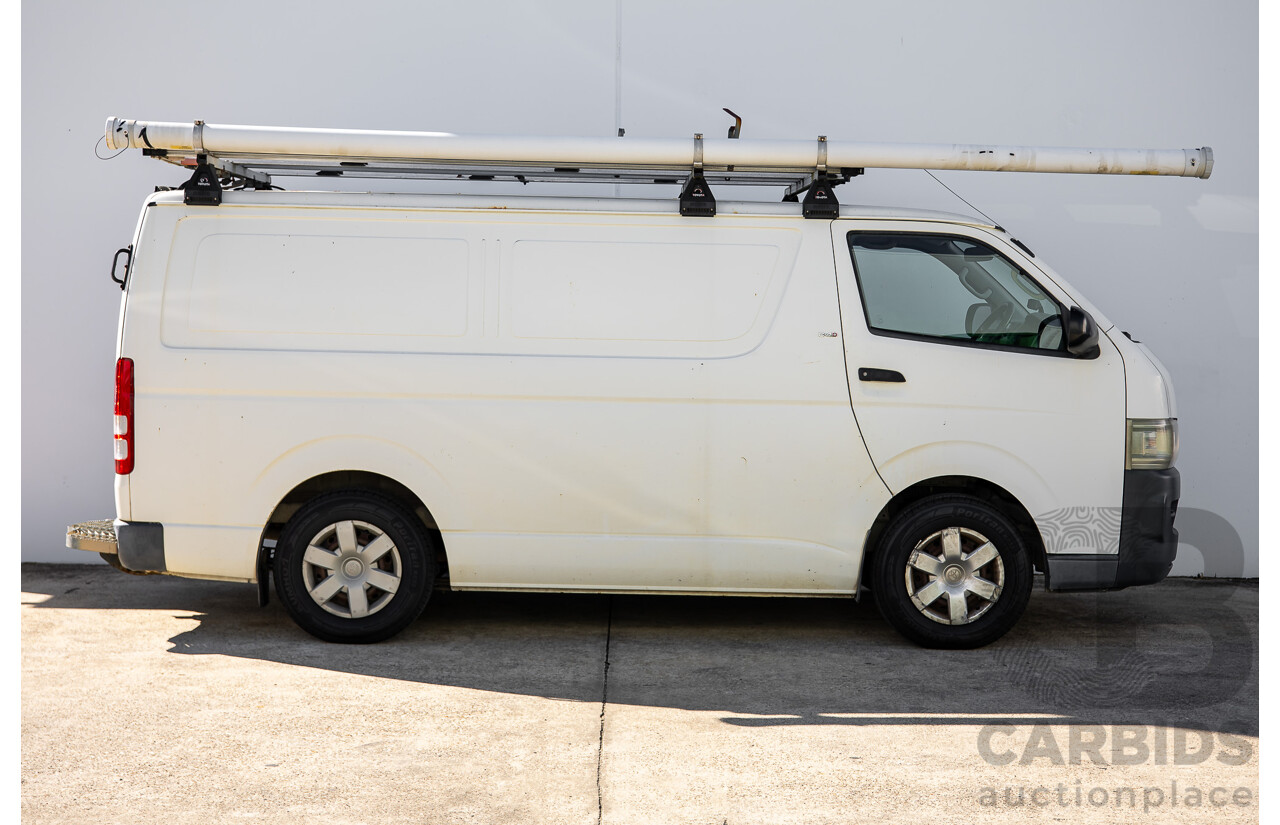 07/2009 Toyota Hiace LWB KDH201R MY07 4d Van White Turbo Diesel 3.0L