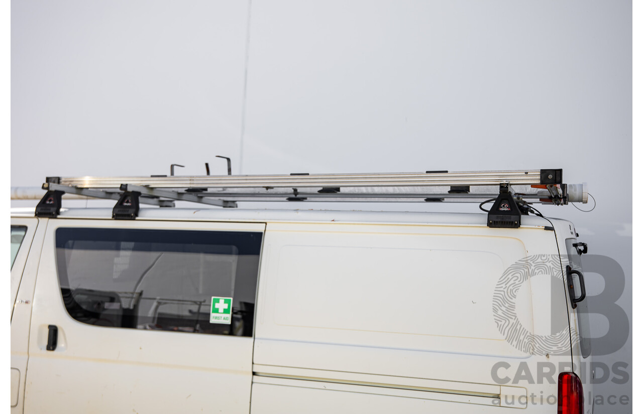 07/2009 Toyota Hiace LWB KDH201R MY07 4d Van White Turbo Diesel 3.0L