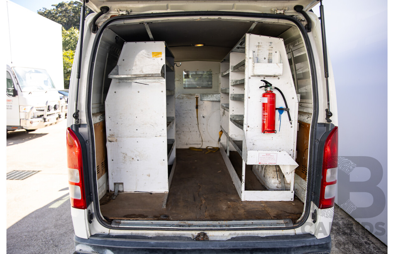 07/2009 Toyota Hiace LWB KDH201R MY07 4d Van White Turbo Diesel 3.0L