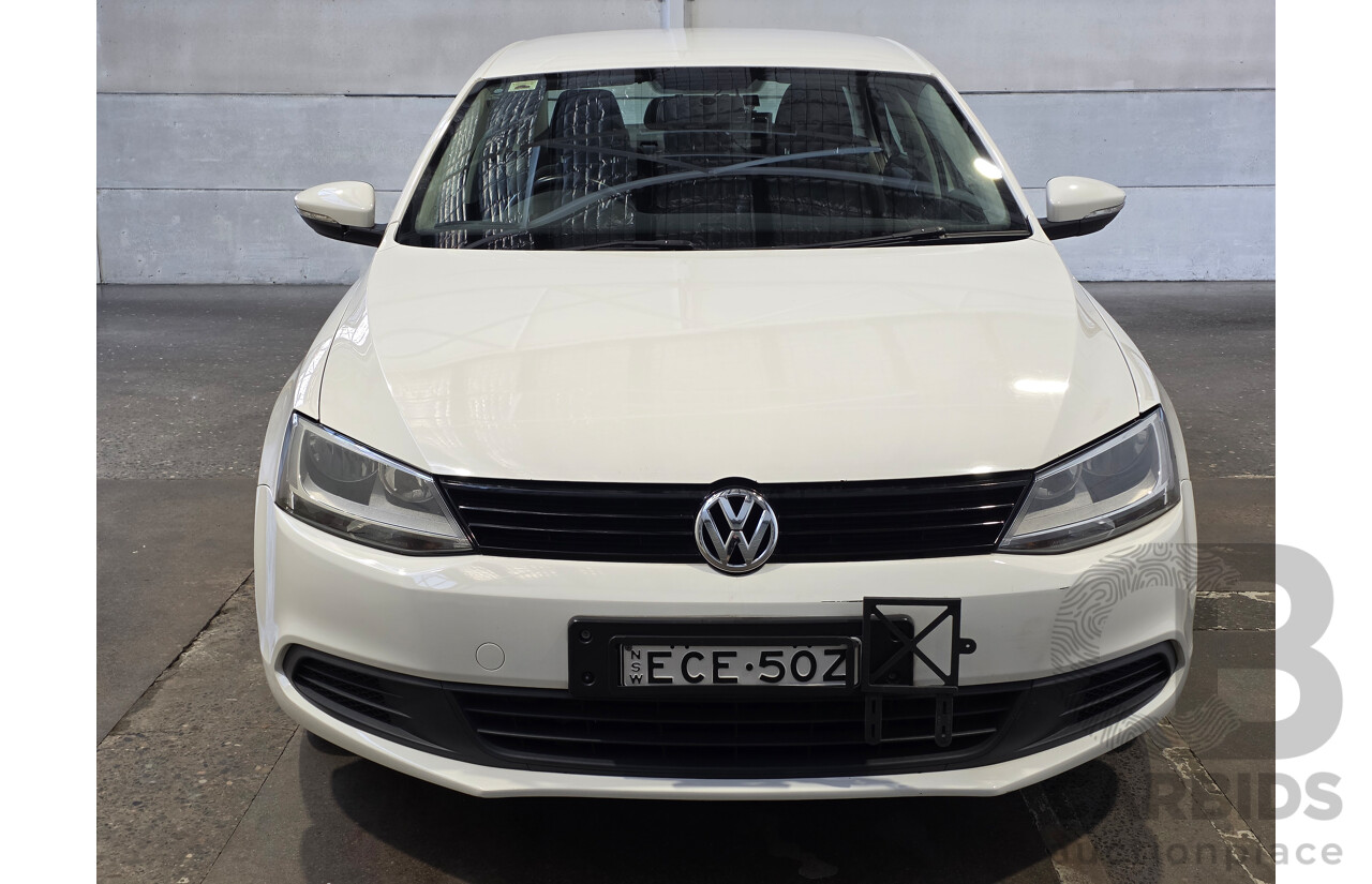 6/2013 Volkswagen Jetta 118 TSI 1KM MY13.5 4d Sedan White 1.4L