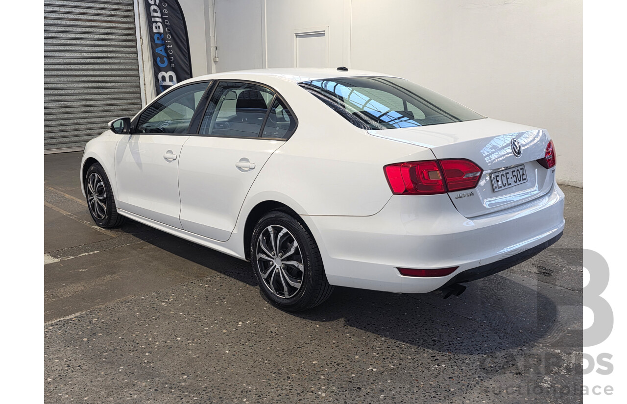 6/2013 Volkswagen Jetta 118 TSI 1KM MY13.5 4d Sedan White 1.4L