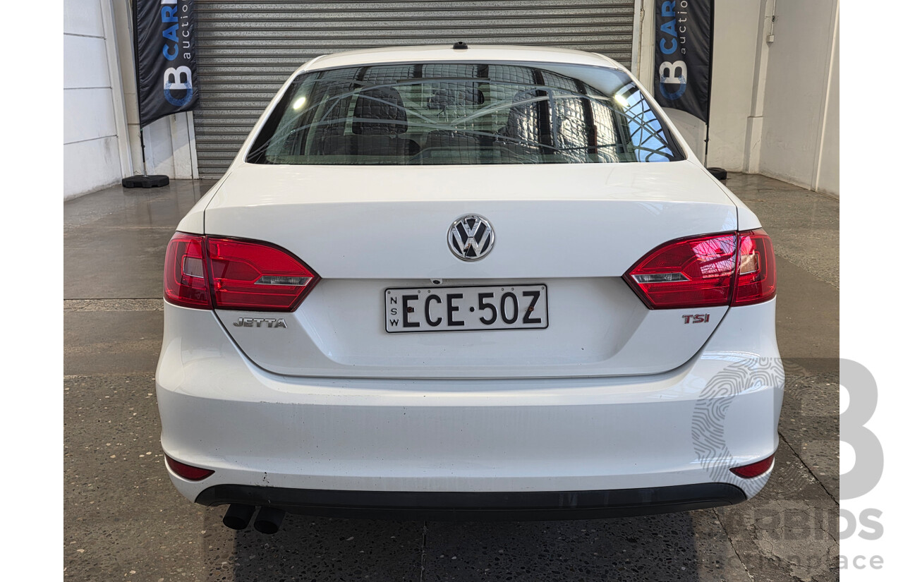 6/2013 Volkswagen Jetta 118 TSI 1KM MY13.5 4d Sedan White 1.4L