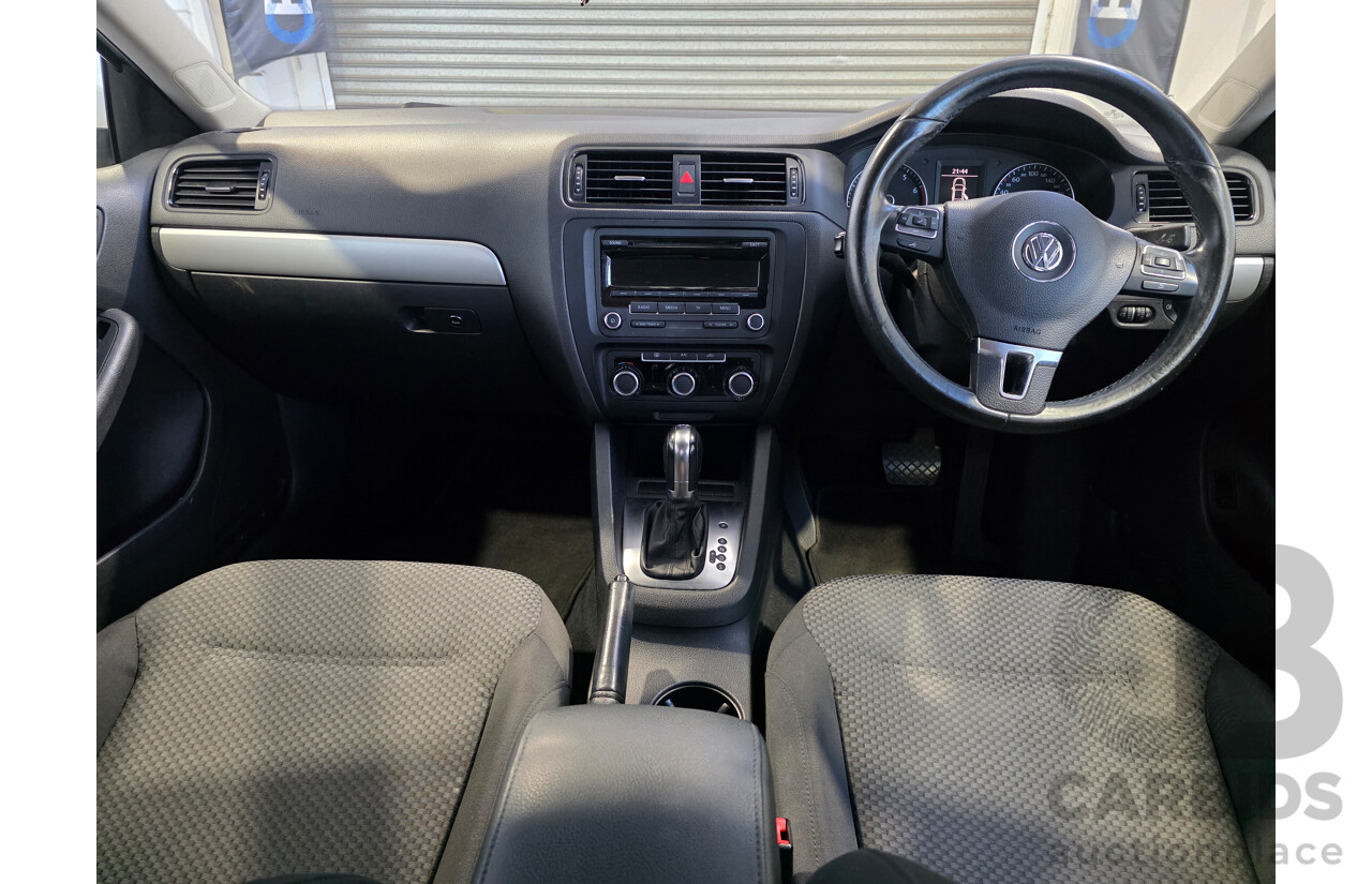 6/2013 Volkswagen Jetta 118 TSI 1KM MY13.5 4d Sedan White 1.4L