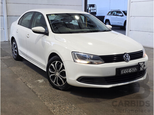 6/2013 Volkswagen Jetta 118 TSI 1KM MY13.5 4d Sedan White 1.4L