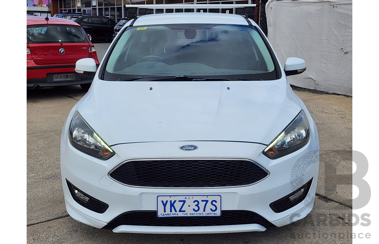 08/2015 Ford Focus Sport LZ 5d Hatchback White 1.5L