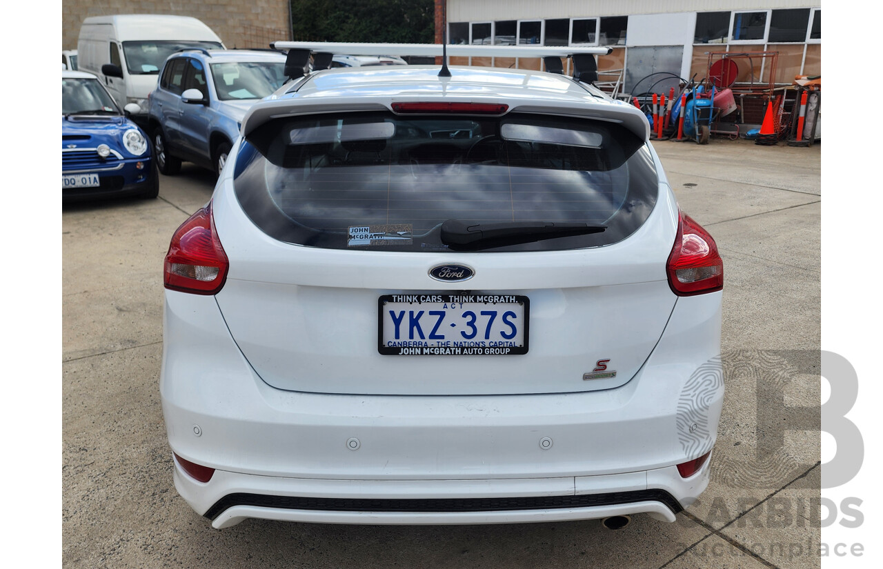 08/2015 Ford Focus Sport LZ 5d Hatchback White 1.5L