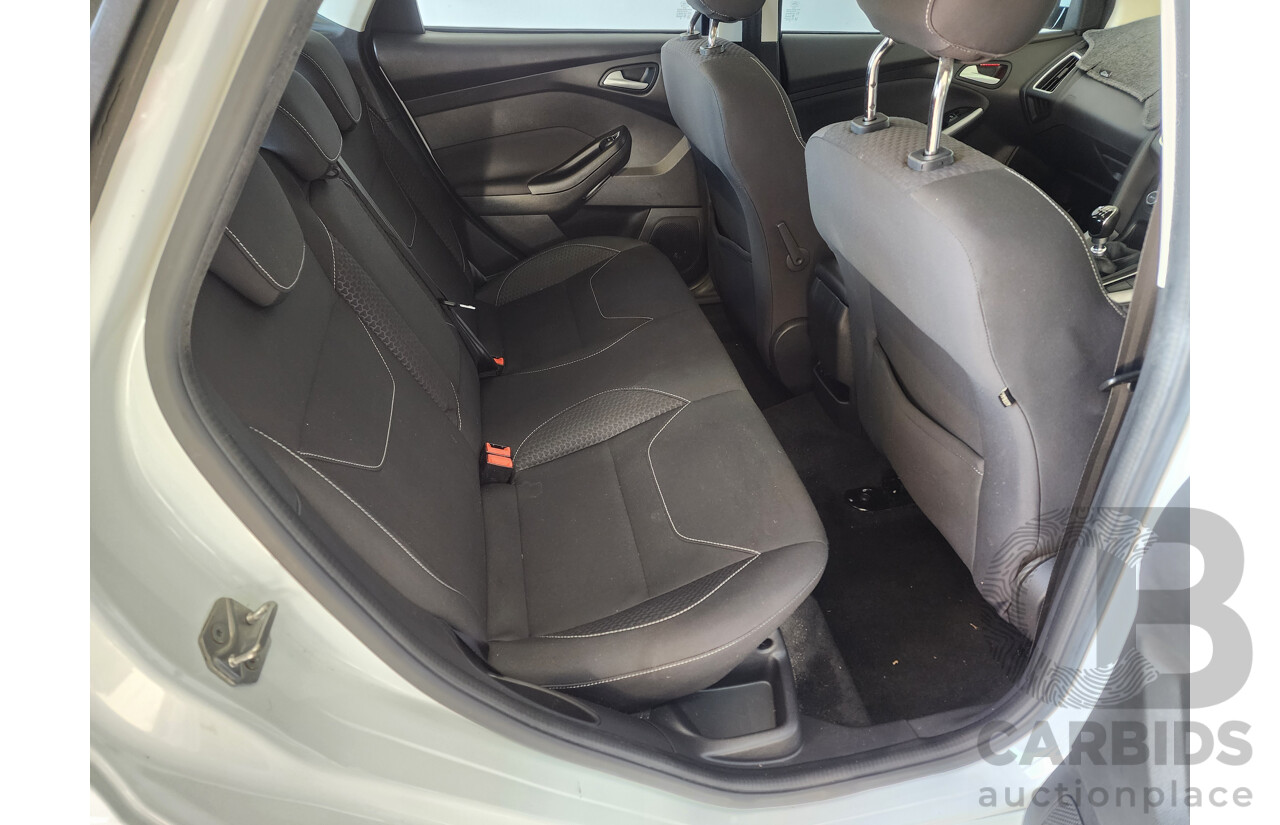 08/2015 Ford Focus Sport LZ 5d Hatchback White 1.5L