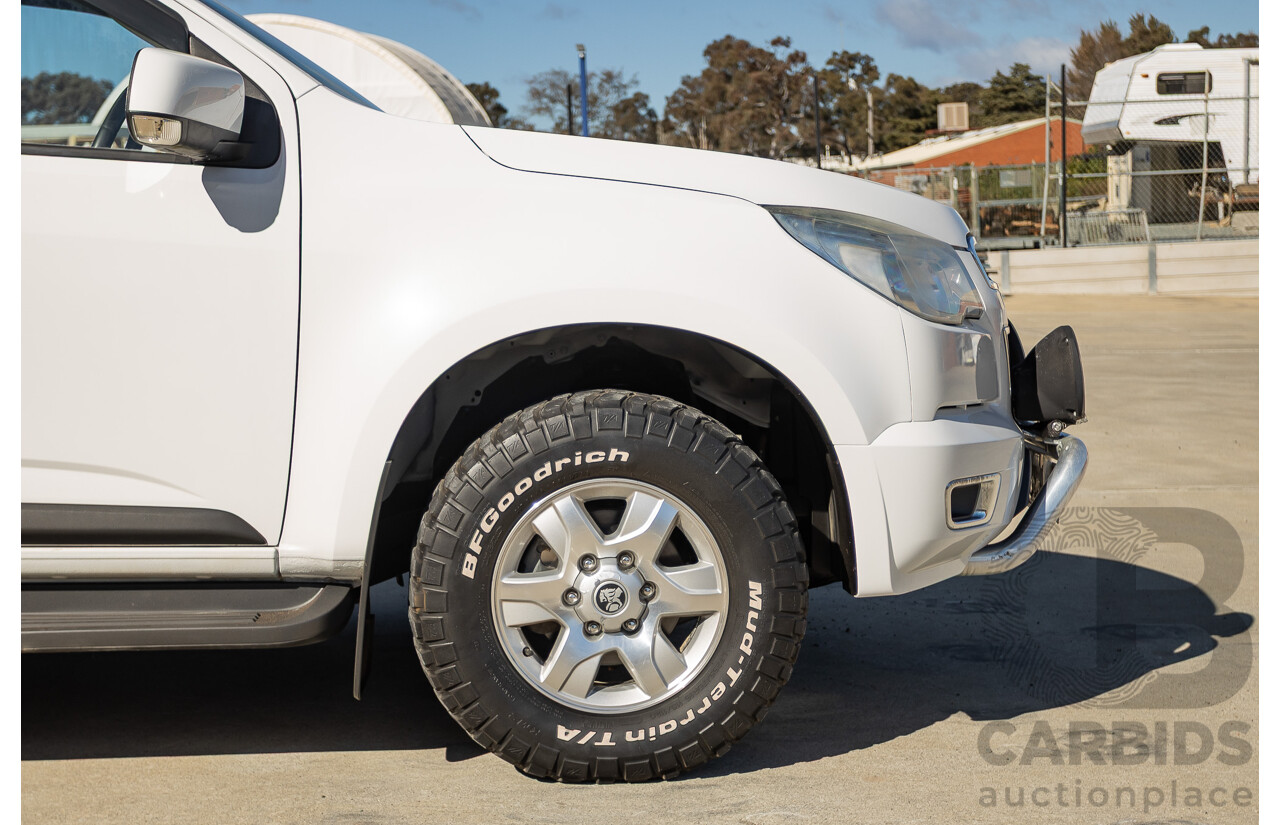 11/2014 Holden Colorado LT (4x4) RG MY15 Crew Cab P/Up Summit White Turbo Diesel 2.8L