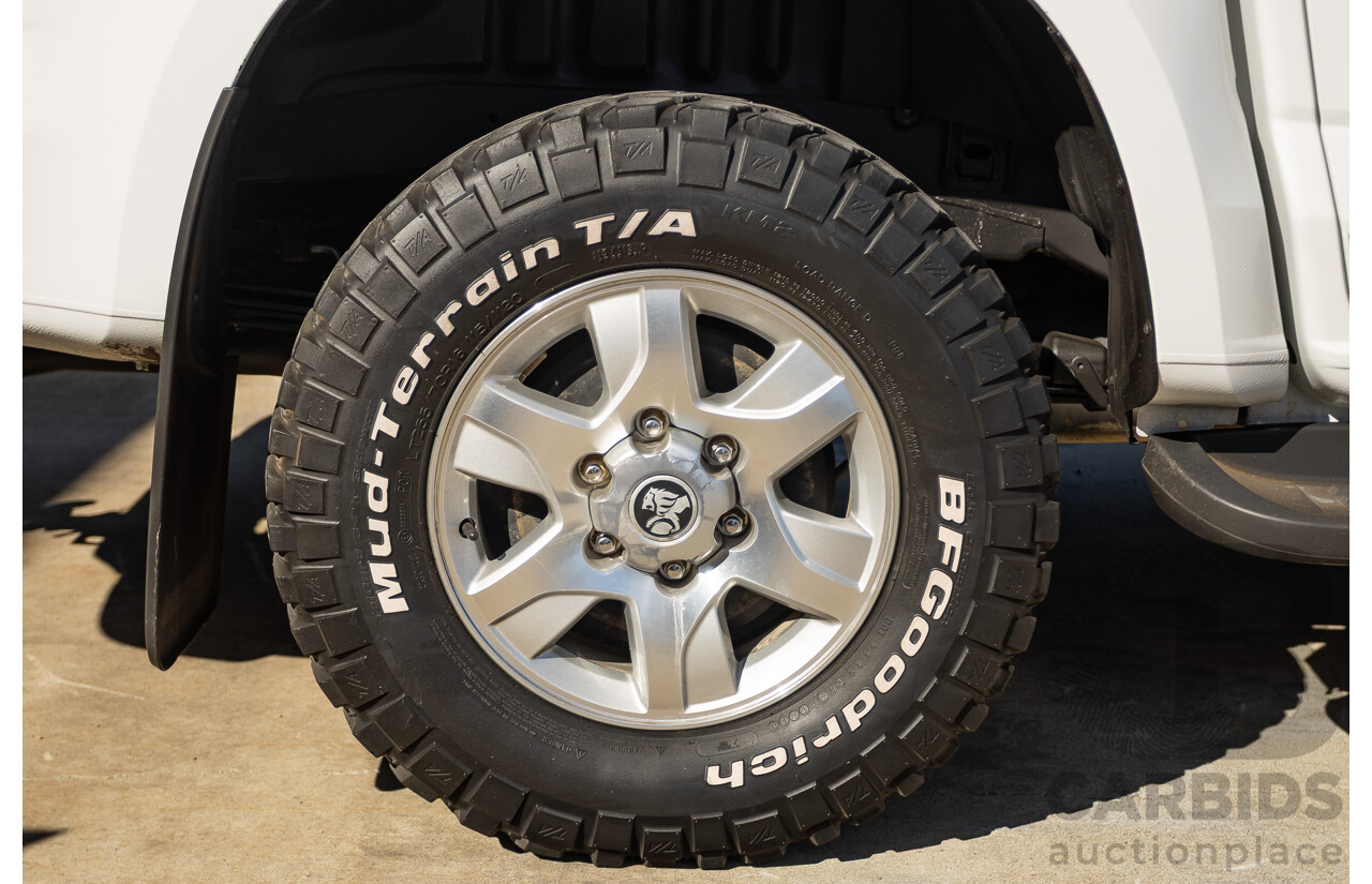11/2014 Holden Colorado LT (4x4) RG MY15 Crew Cab P/Up Summit White Turbo Diesel 2.8L
