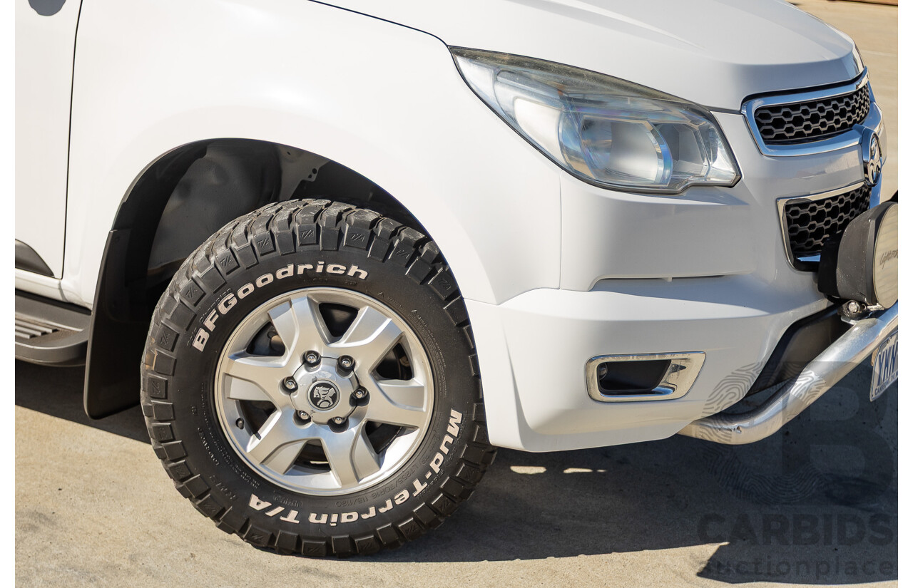 11/2014 Holden Colorado LT (4x4) RG MY15 Crew Cab P/Up Summit White Turbo Diesel 2.8L