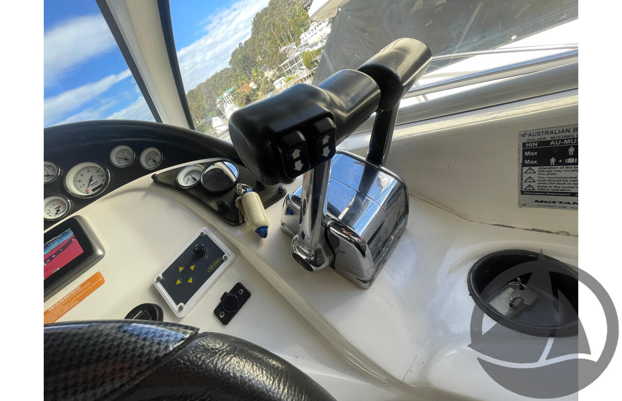 NO RESERVE - 2007 Mustang 3500 Sports Cruiser, Twin 5.7L Volvo Penta Injected V8