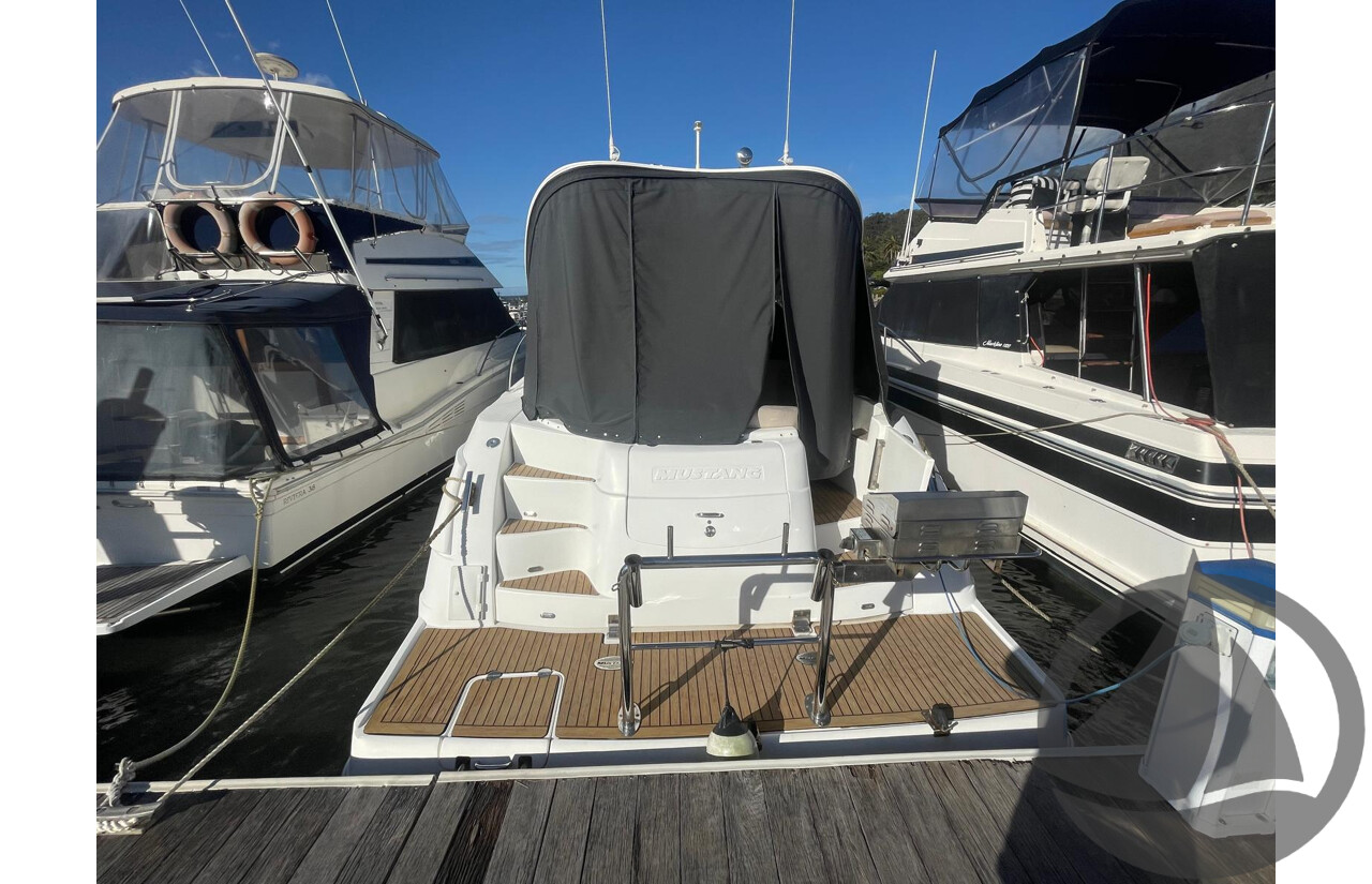 NO RESERVE - 2007 Mustang 3500 Sports Cruiser, Twin 5.7L Volvo Penta Injected V8