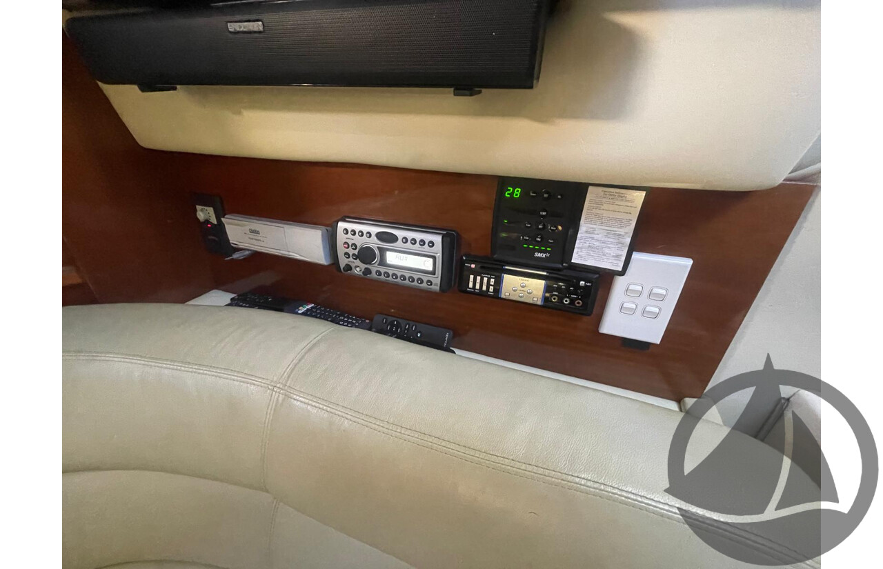 NO RESERVE - 2007 Mustang 3500 Sports Cruiser, Twin 5.7L Volvo Penta Injected V8