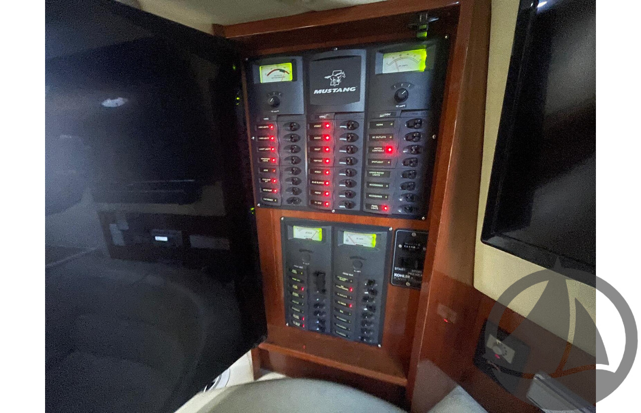 NO RESERVE - 2007 Mustang 3500 Sports Cruiser, Twin 5.7L Volvo Penta Injected V8