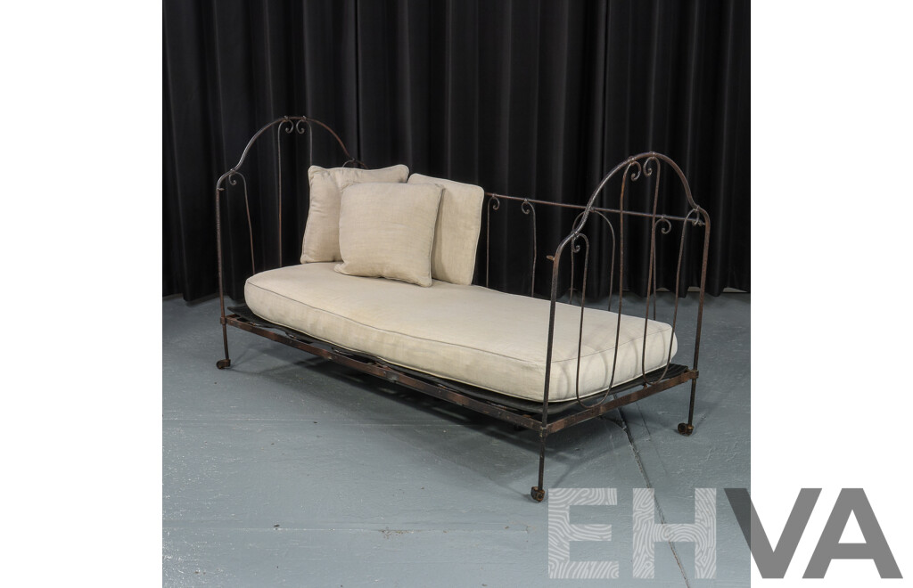 Vintage Wrought Iron Day Bed