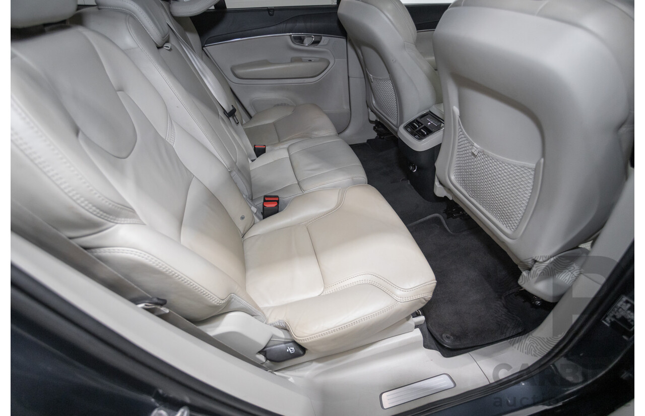 2/2020 Volvo XC90 D5 Inscription (AWD) 256 MY20 4d Wagon Denim Blue Metallic Turbo & Supercharged Diesel 2.0L