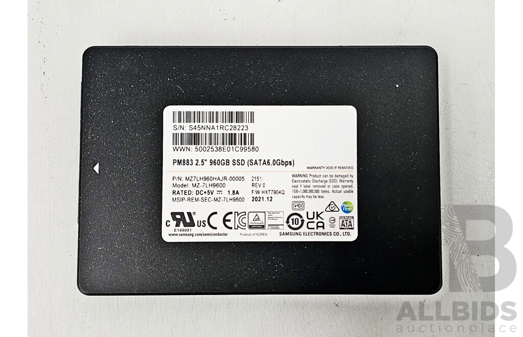 Samsung (MZ-7LH9600) 960GB SATA 6Gbps 2.5-Inch Solid State Drive